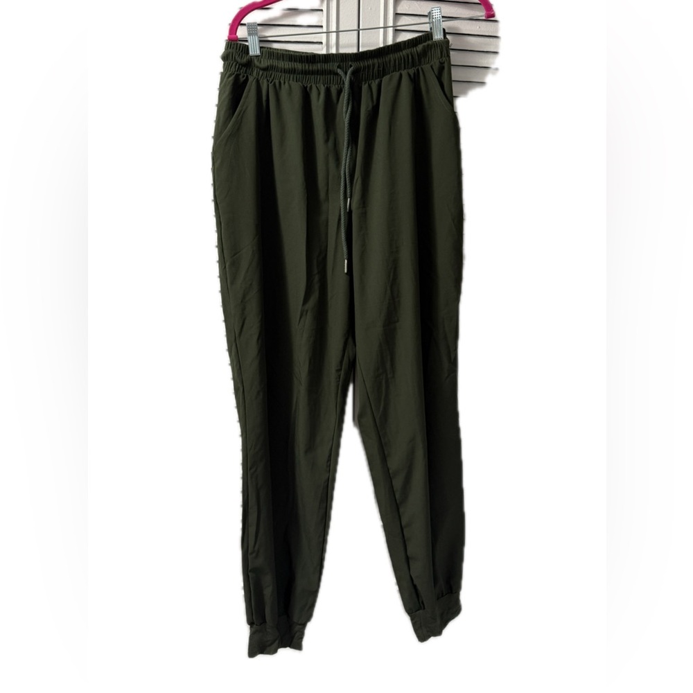Women’s silky green joggers